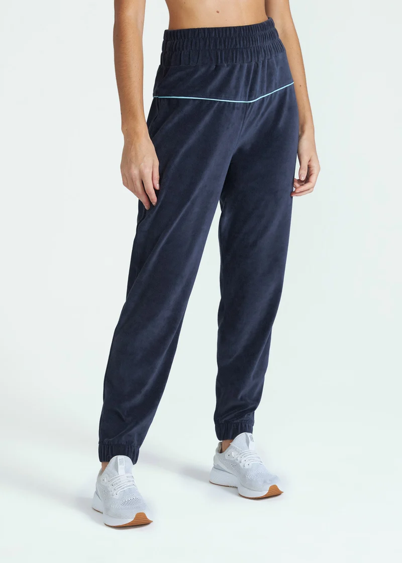 Calça Mulher Plush Recortes