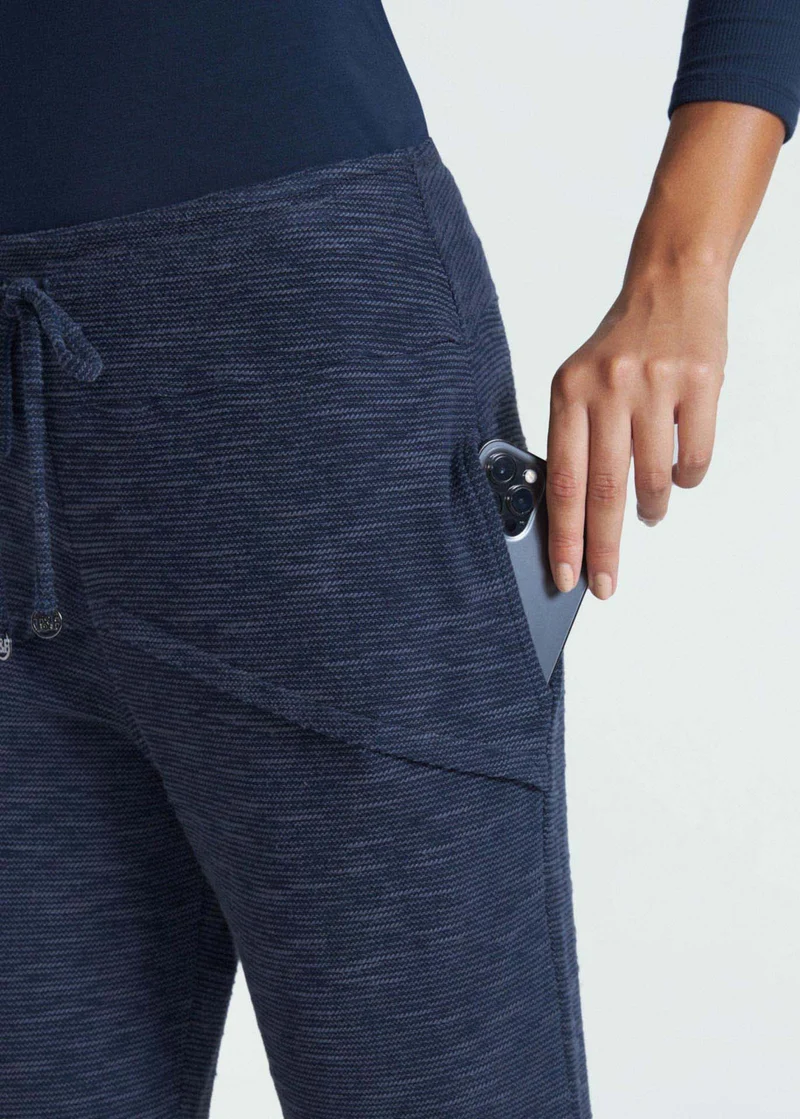 Calça Mulher Recortes