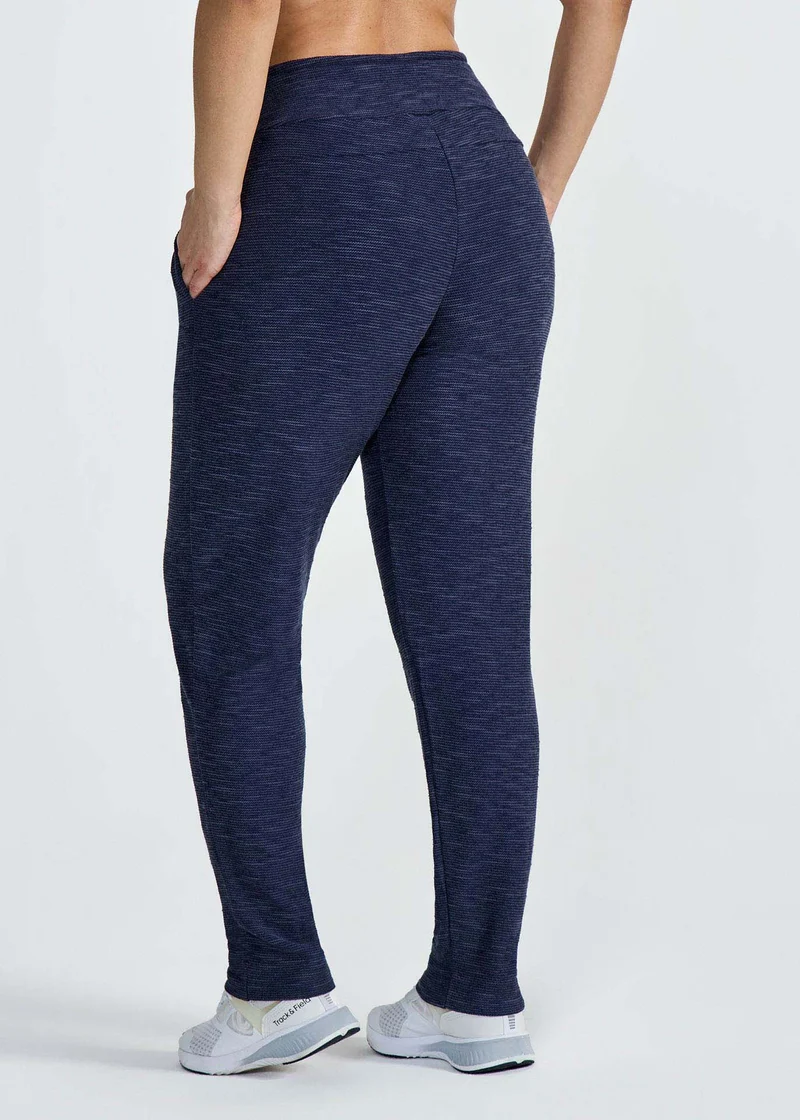 Calça Mulher Recortes