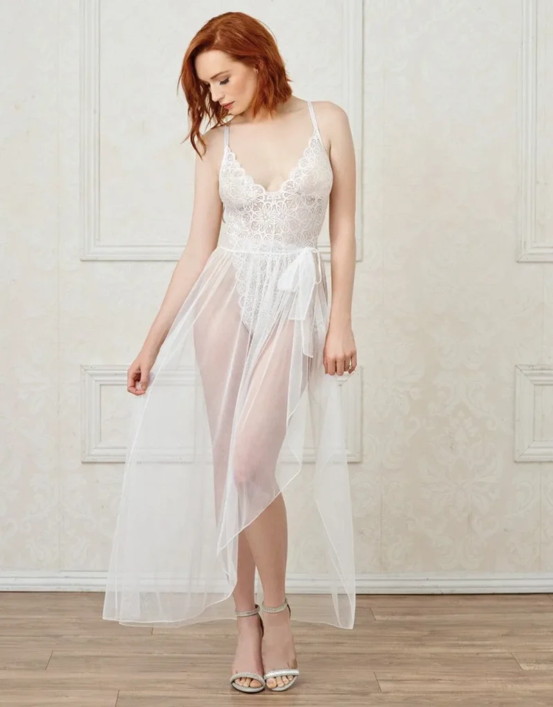 body string dentelle blanc sexy échancré hanches dos quasi nu bretelles réglables jupe longue maille transparente amovible nylon elasthanne polyester