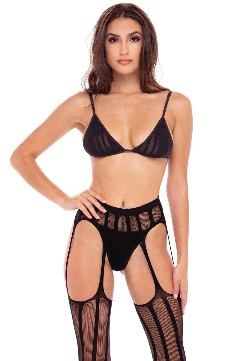 ensemble lingerie résille noire sexy trois pièces soutiengorge bretelles ajustables portejarretelles bas intégrés string assorti René Rofé
