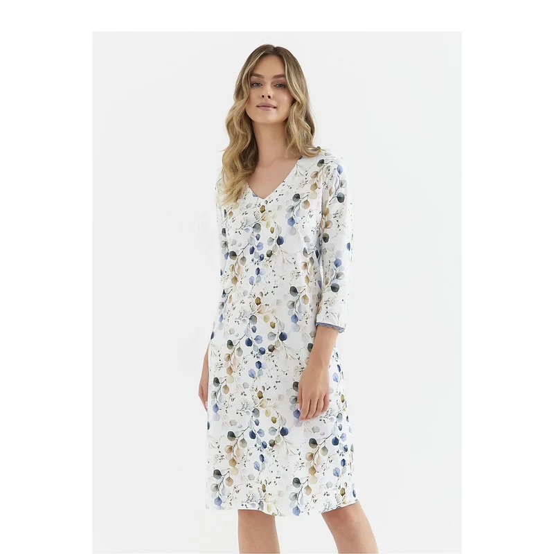 Chemise de nuit élégante en coton 100% imprimé floral style V-neck manches 3/4 ajustement loose femme nuits romantiques confort intime