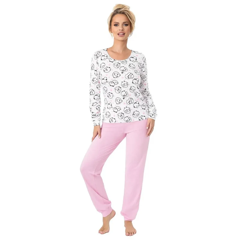 Pyjama en coton ultra-confortable pour femme, motif moutons, rose clair, ajustement parfait, lingerie sexy, nuit relaxante, couple, intimité, bien-être, home wear, doux, qualité premium, Pologne