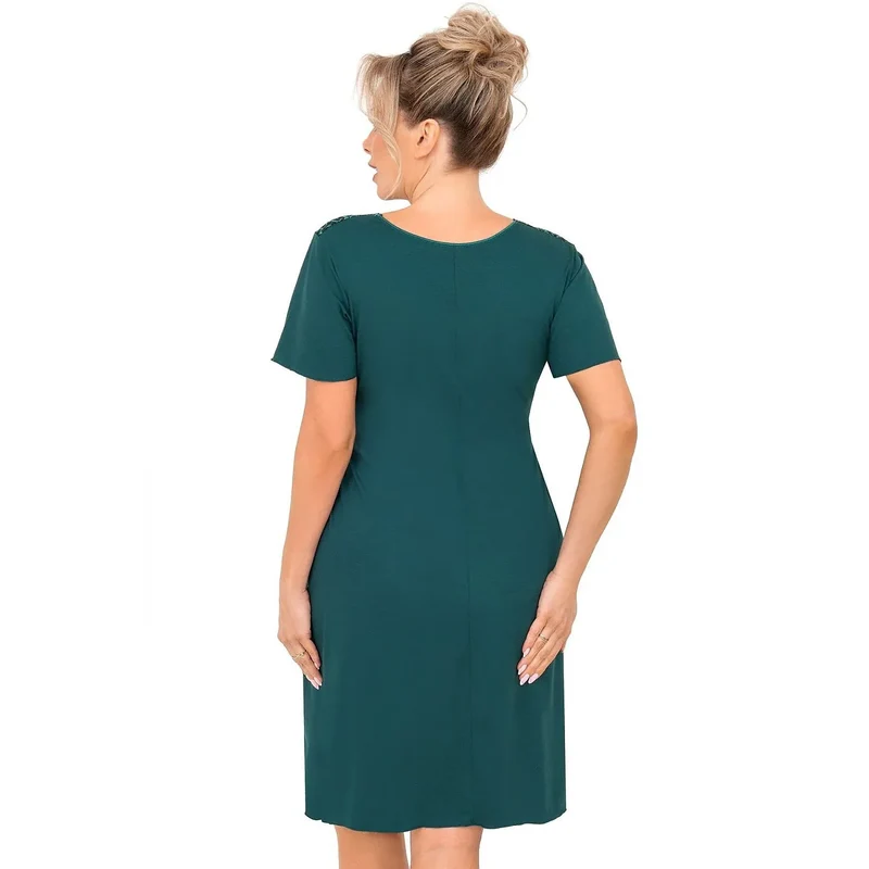 chemise nuit féminine grande taille dentelle délicate décolleté plongeant confortable viscose douce respirante manches courtes émeraude