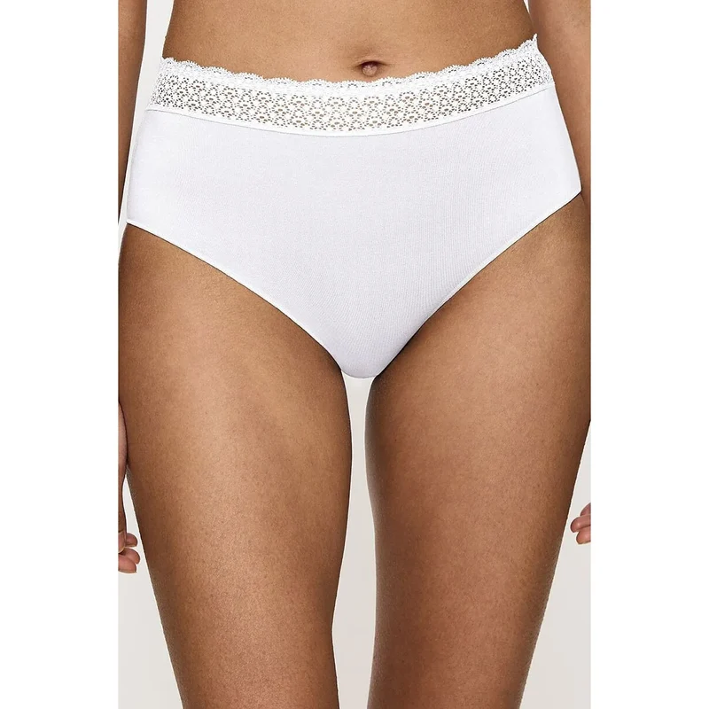 Culottes invisibles confort soyeux dentelle recyclée respirabilité Triumph