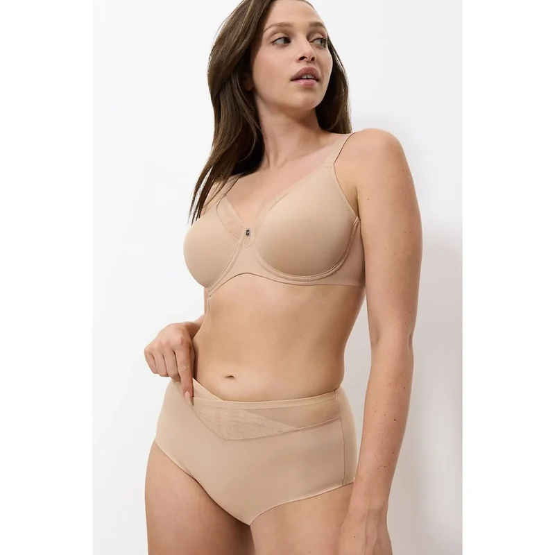 Culottes sculptantes taille haute invisibles beige clair True Shape Sensation Triumph