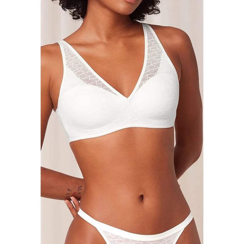 Soutien-gorge push-up crémeux sans armatures décolleté en V invisible sous vêtements