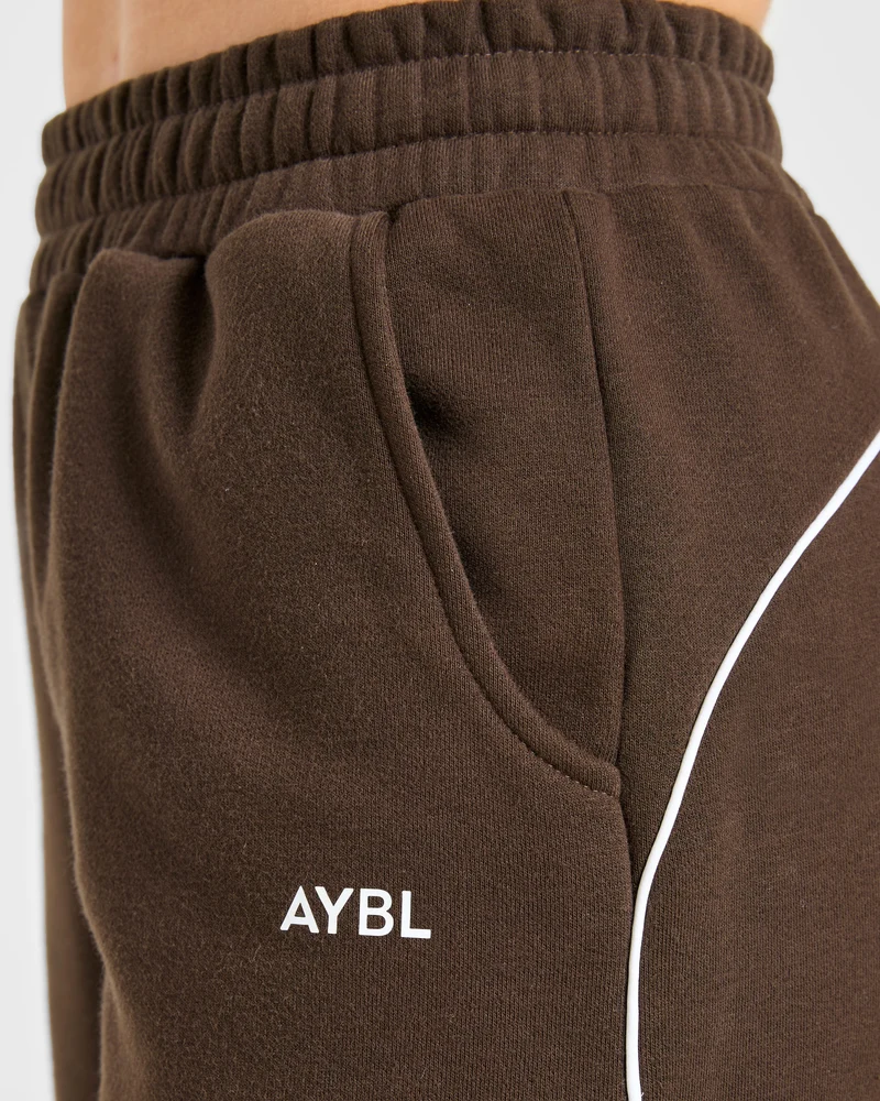 Form Straight Leg Joggers - Coffee Bean