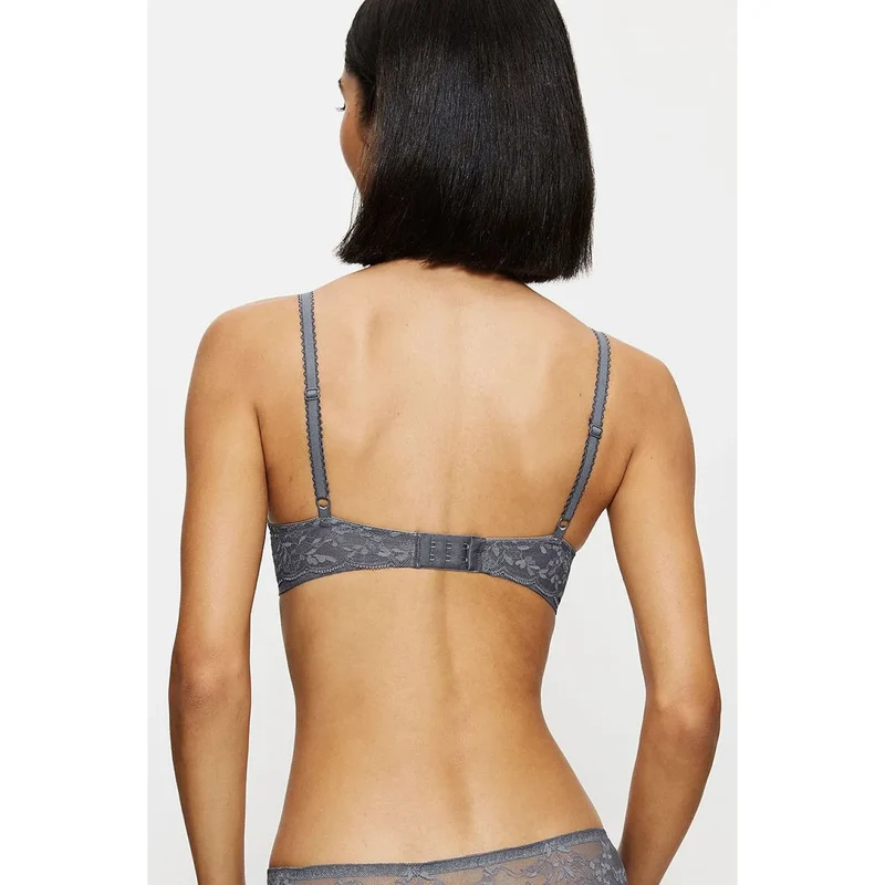 Soutien-gorge soft Sensual Spotlight maintien naturel dentelle broderie ajustement féminin