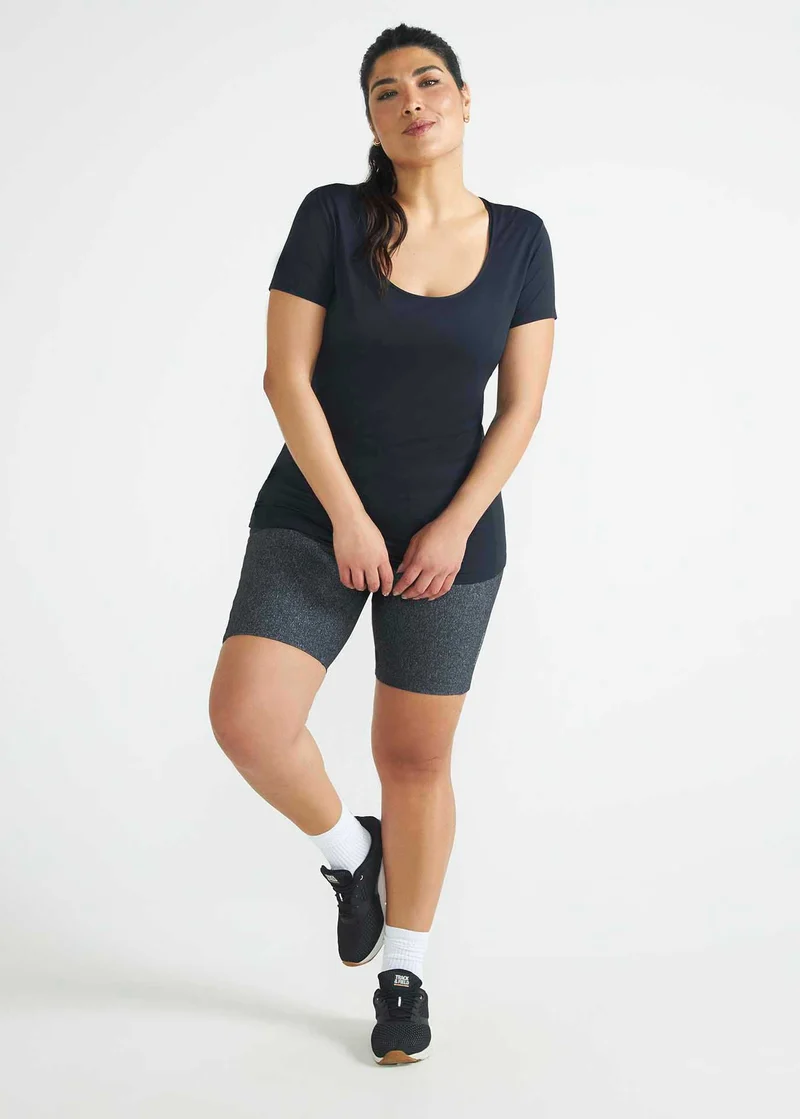 T-shirt Mulher Manga Curta Gota