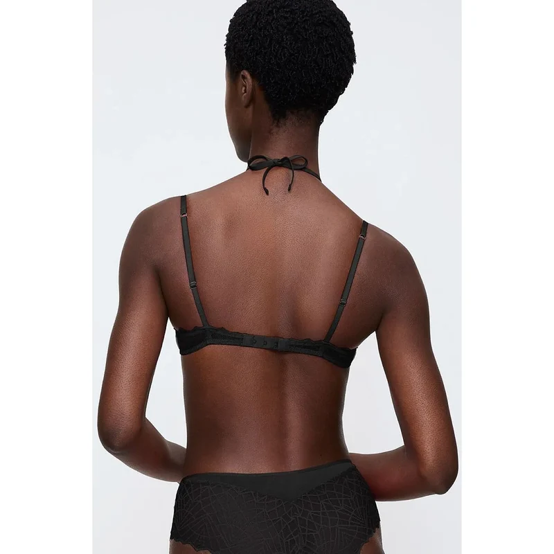Soutien-gorge balconnet dentelle recyclable confort maintien élégant Triumph