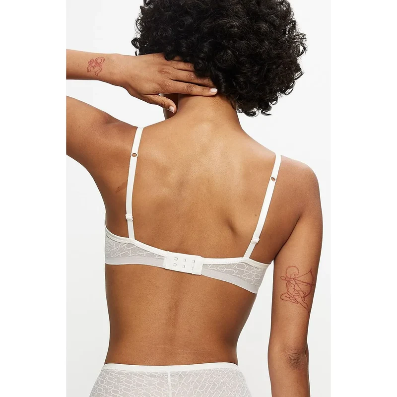 Soutien-gorge rembourré invisible dentelle femme élégance moderne confort quotidien
