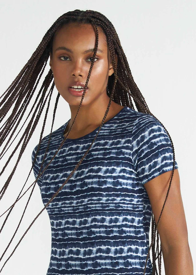 T-shirt Mulher Manga Curta Estampada