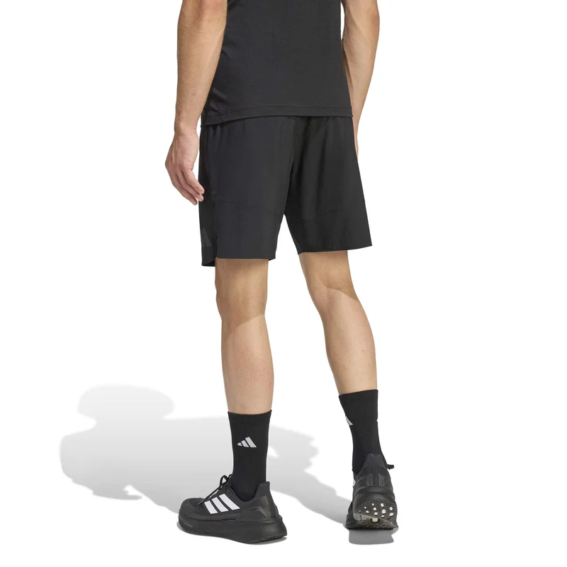 Short Tiro Travel Woven - Black