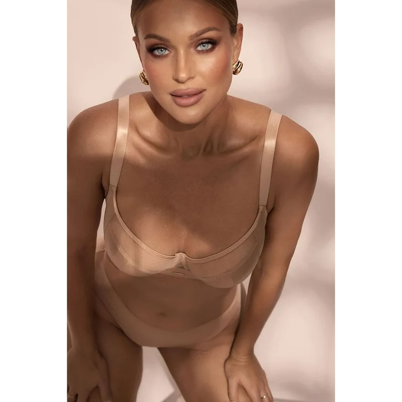 Soutien-gorge soft minimizer Kinga Carmen model sculptant confort grande taille