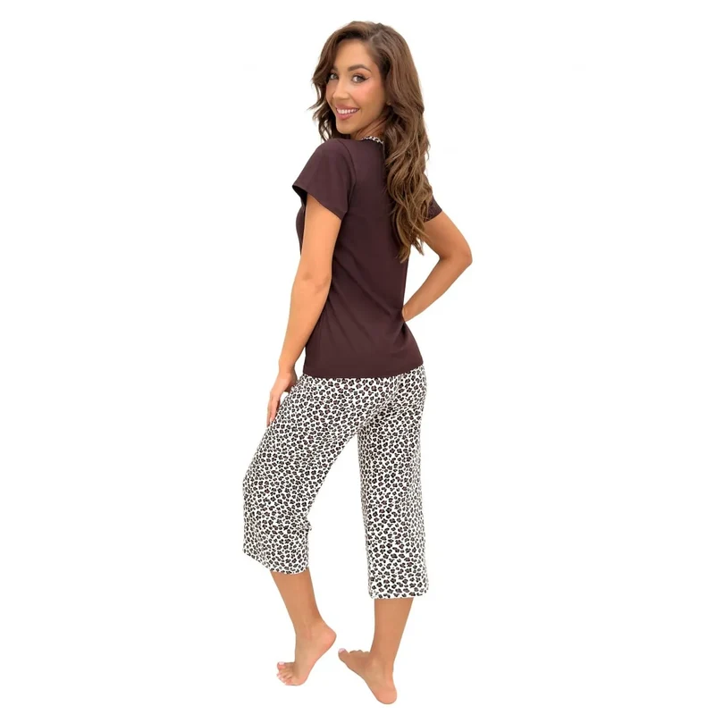 Pyjama élégant femme matériaux naturels confort léger coupe ample modèle 225019 Donna