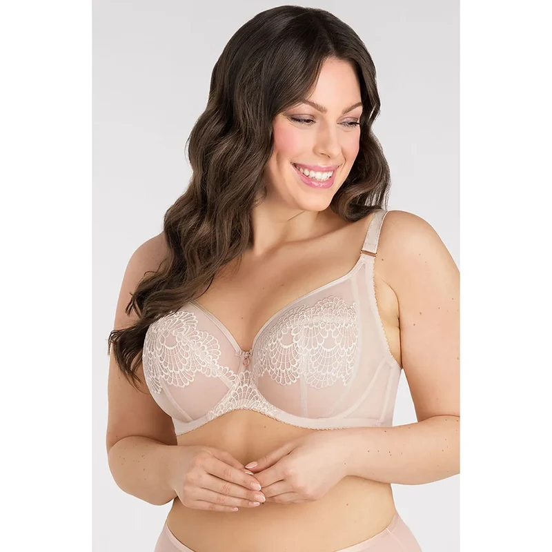 Soutien-gorge Gorsenia Soft Model 197441 lingerie doux maintien poitrine généreuse fermeture dos armatures latérales bonnets profonds confort intimité