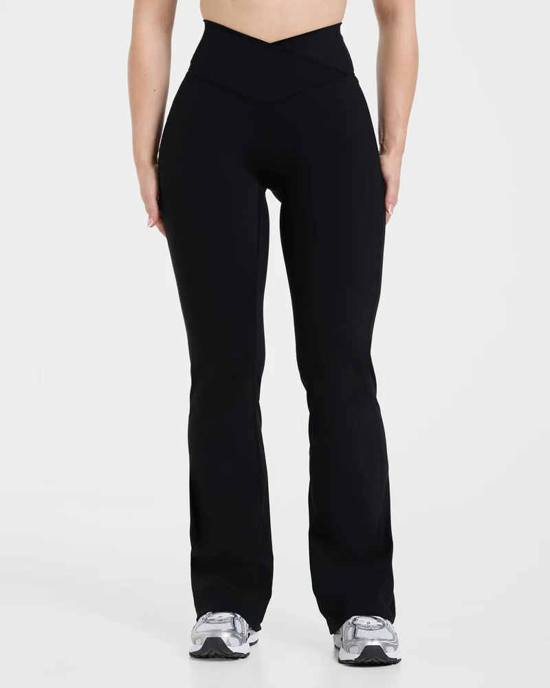 Sculpt Wrap Flared Leggings - Noir