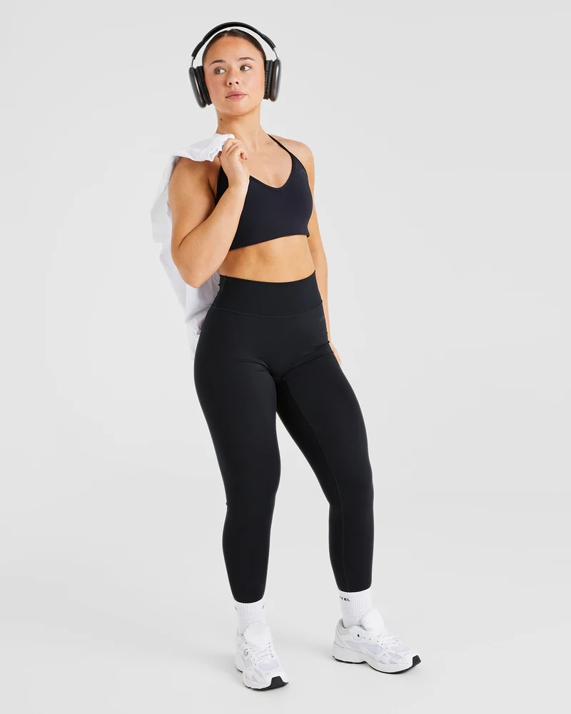 Essential Crossback Sports Bra - Noir