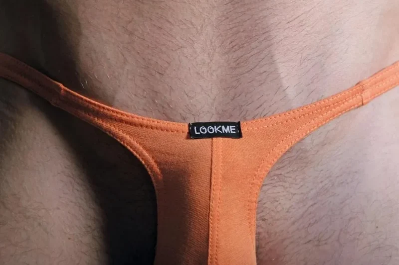string vert homme coton95pourcent élasthanne5pourcent confortable extensible sensuel ajusté couleurschangeantes nuancesmultiples séduisant léger respirant discret tailleunique