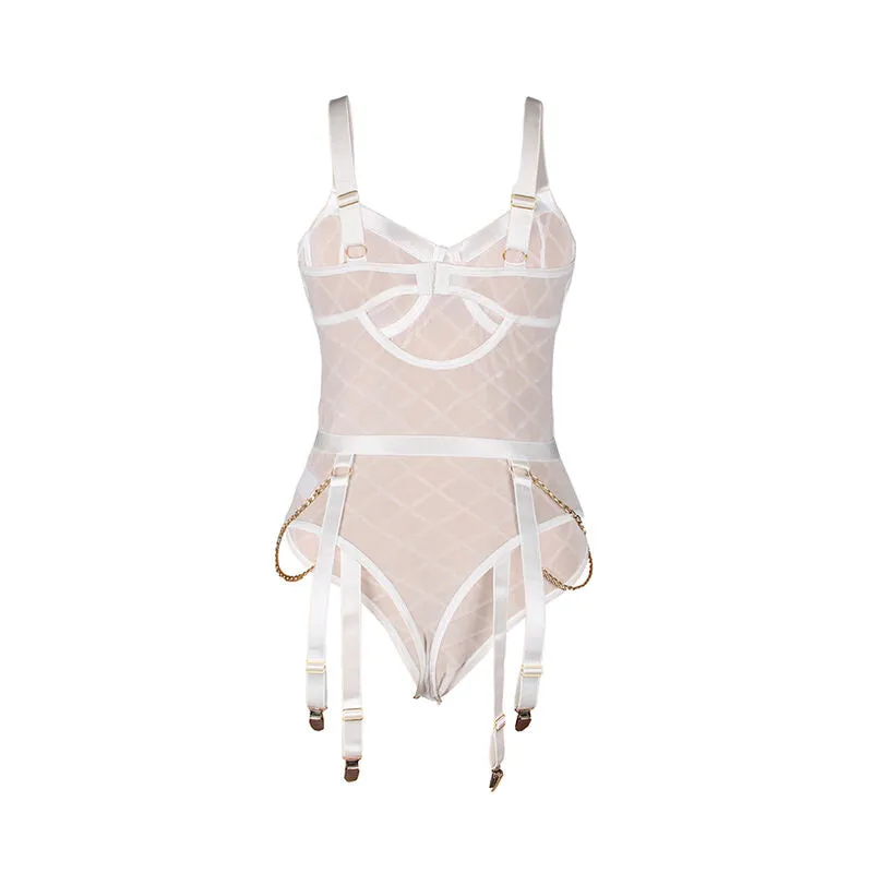 combinaison chaînes portejarretelles blanc Subblime sexy lingerie luxueuse élégance confort tissus doux résistants femmes