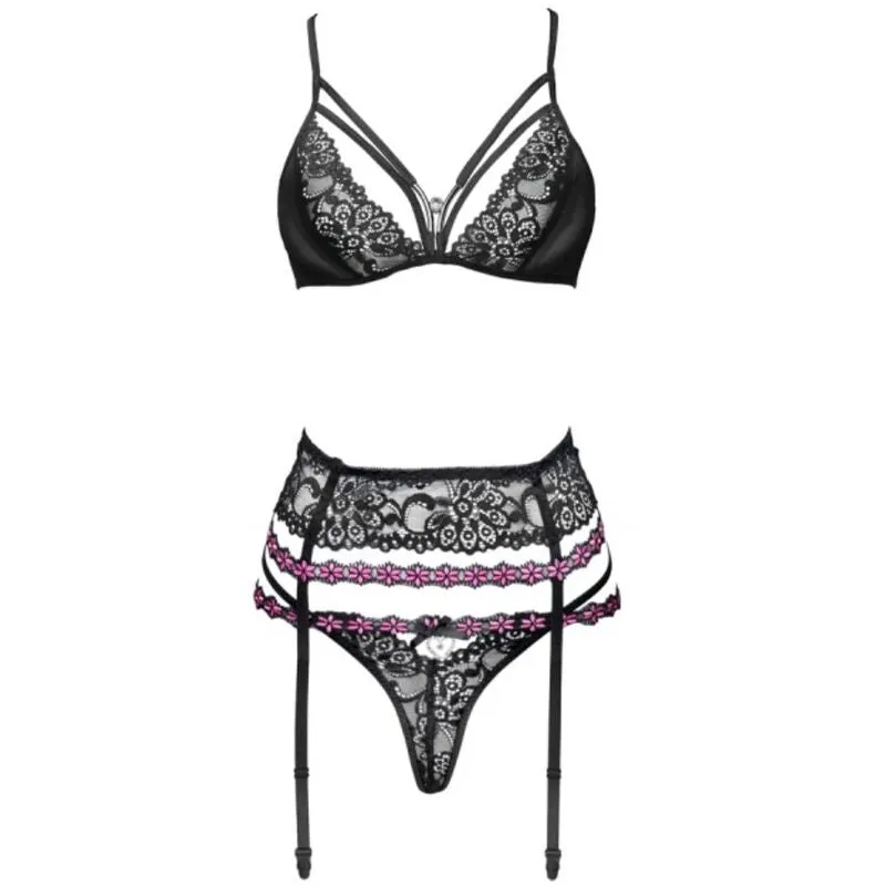 ensemble lingerie luxe dentelle noire soutiengorge jarretière culotte satin bijoux argentés maintien optimal finitions délicates sensualité féminité romantique