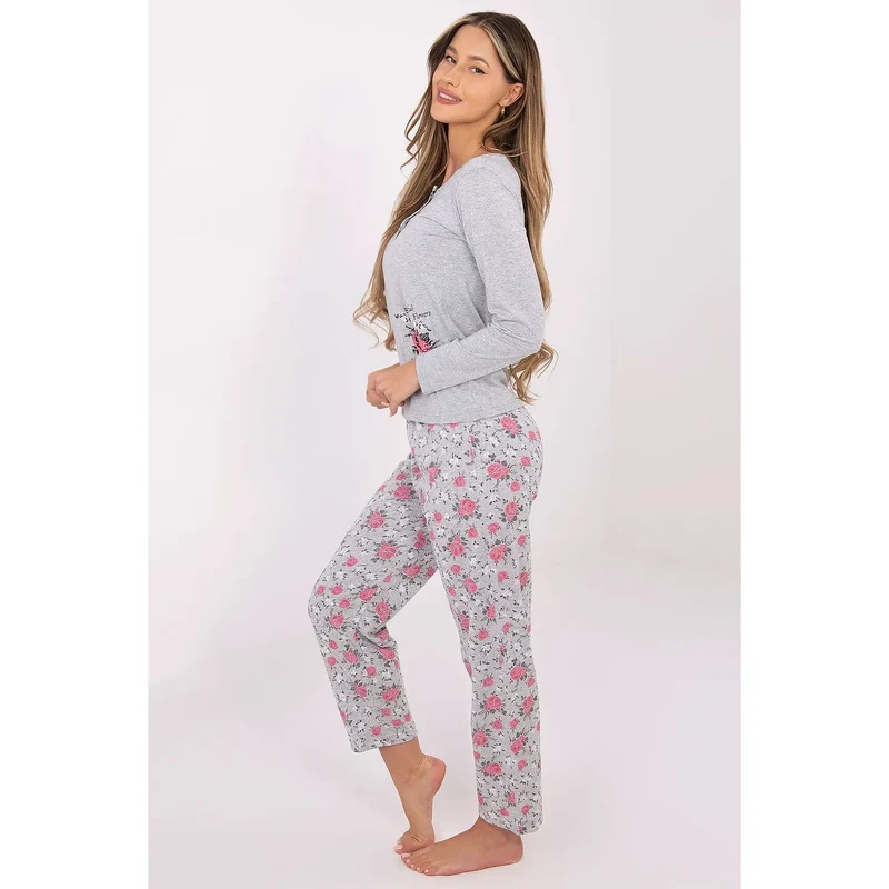 Pyjama femme coton manches longues col rond patte décorative trois boutons fleur imprimée pantalon jambe droite motif floral confortable élégant