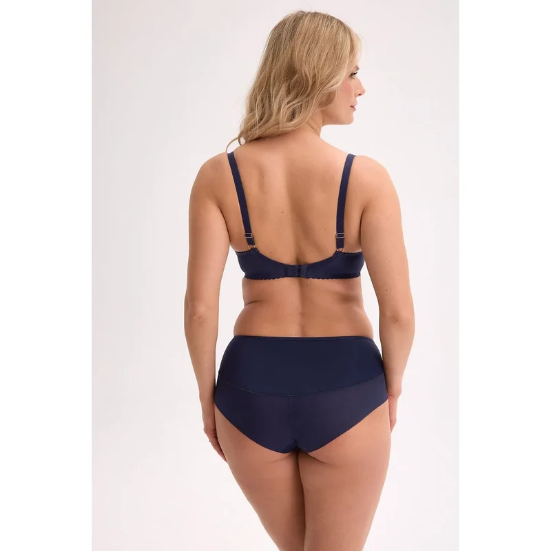 soutien gorge semi rembourré fermé dos confort élégant bonnets mousse modelant poitrine coutures invisibles broderie décorative bretelles réglables