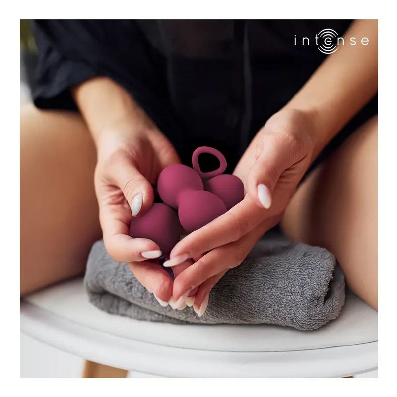 Kit Kegel Ball Charli Intense - Renforcement Pelvien Progressif - Silicone Médical Doux - Design Ergonomique - Couleur Bordeaux