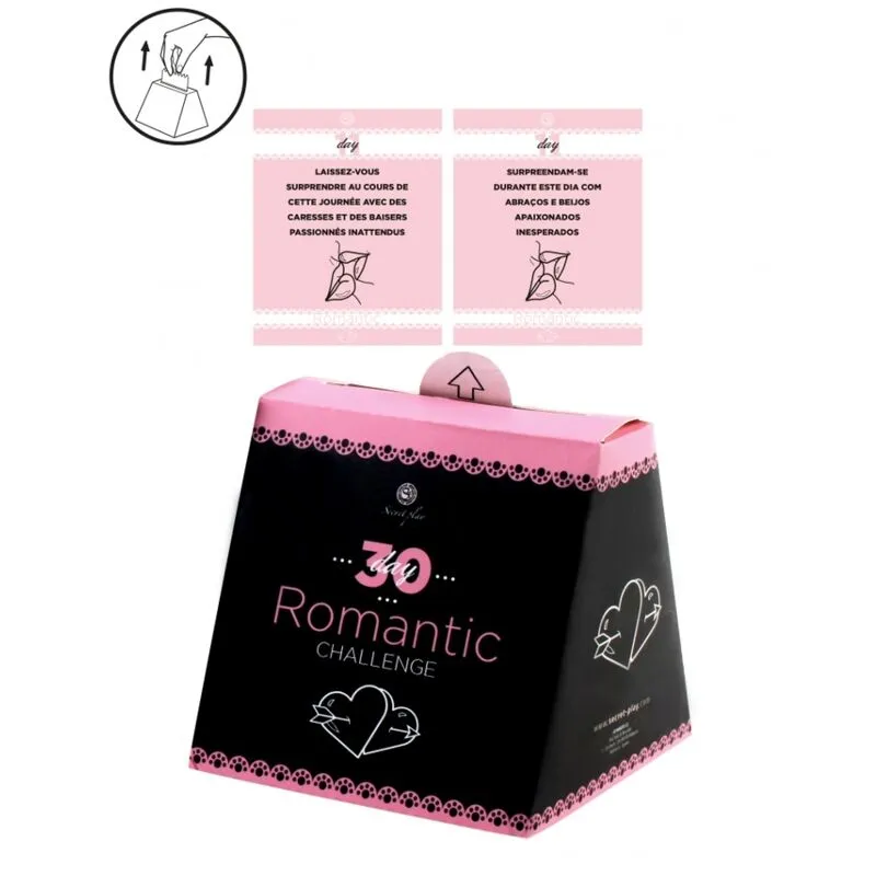 Jeu trente défis romantiques couples reconquête intime cartes françaises portugaises complicité passion pyramidal dentelle rose noir élégant discret
