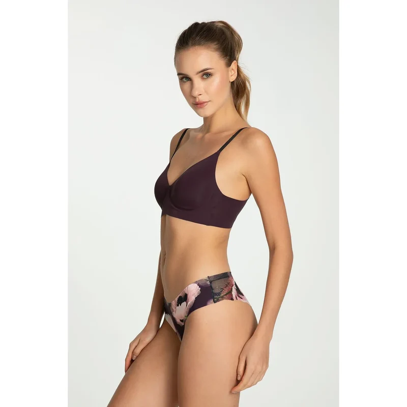 Soutien-gorge classique Julimex Soft model 220550 laser cut rembourré armatures ajusté discret lingerie femme couple bien-être intime tissu doux confort sécurité