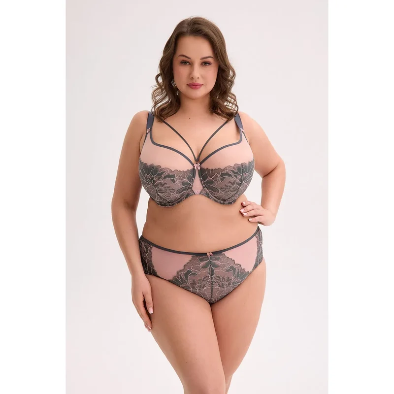 soutiengorge armatures élégant confortable maintien optimal bonnets profonds renforcés mousse douce hypoallergénique bretelles ajustables circonférence silhouette naturelle raffiné