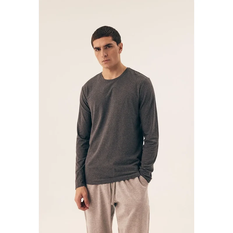 L'ensemble model 220974 Henderson t-shirt long col rond hommes sous-vêtements quotidiens élégants coton élasthanne