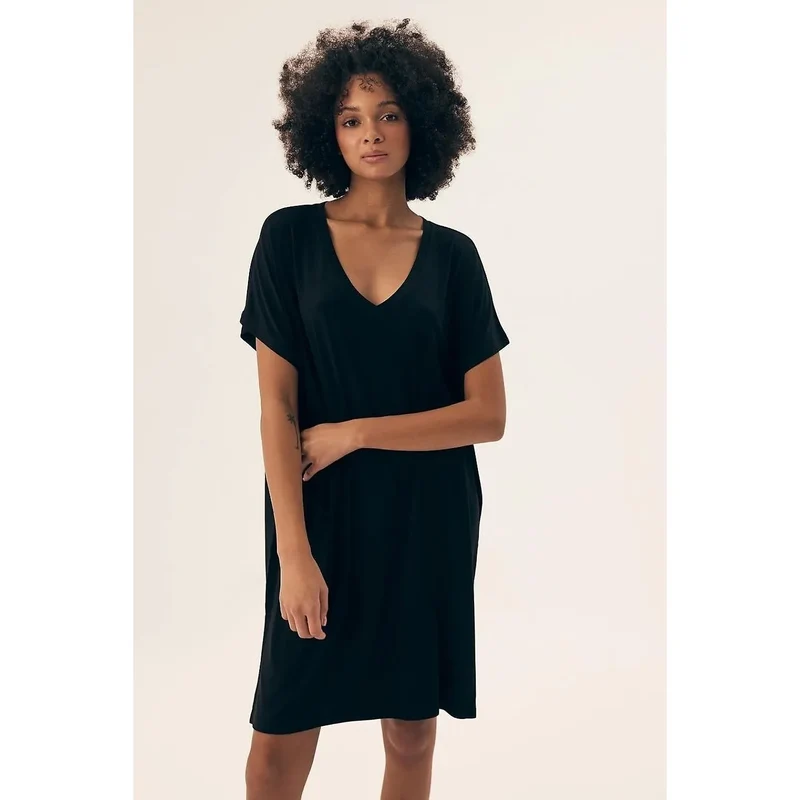 chemise nuit viscose douce lisse elasthanne extensible coupe ample longueur genou manches courtes décolleté V ajustement parfait respirant