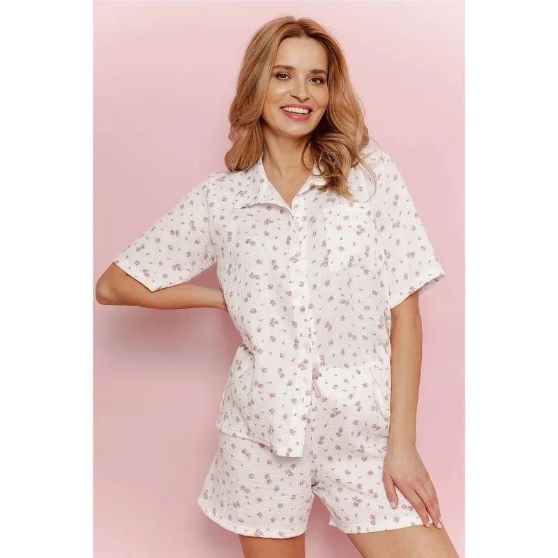 pyjama élégant femme mousseline coton modèle 216226 Taro confort été blanc floral petitesfleursroses haut manchescourtes pochepoitrine short ample tailleélastique nœuddécoratif