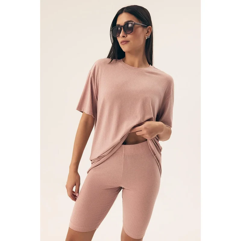 Pyjama femme confort élégance côtelé doux aéré ajustement parfait décolleté semi-circulaire leggings genouveau élastique rose nude modern