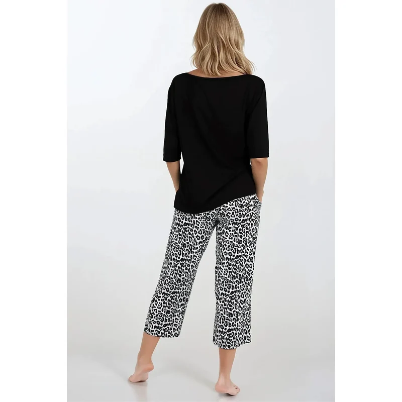 Pyjama model 217124 Momenti Per Me set de pyjama sexy pour femme en tissu doux à motif léopard pyjama élégant pour détente à domicile ou loisirs