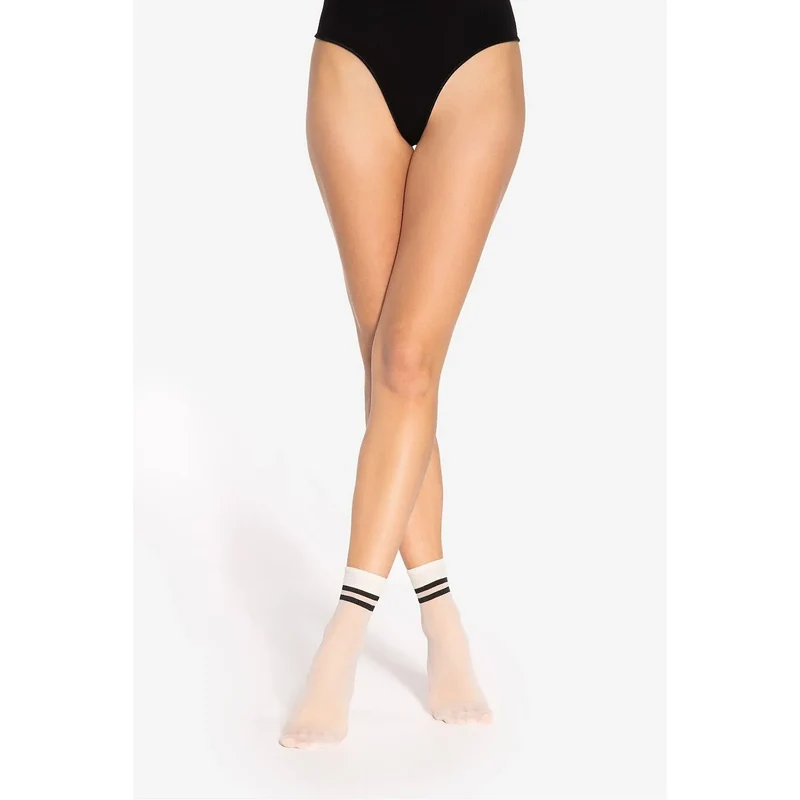 Chaussettes courtes Gatta model 213342 design sportif bandes noires matière synthétique confortable femme lingerie élégante style moderne occasion spéciale