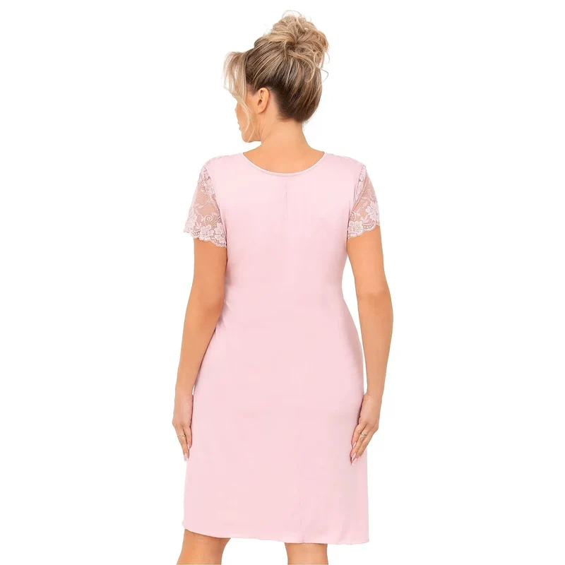 Chemise de nuit modèle 213329 Donna taille plus femmes généreuses dentelle confort élégance soirée spéciale couple douceur satin soie maintien intimité