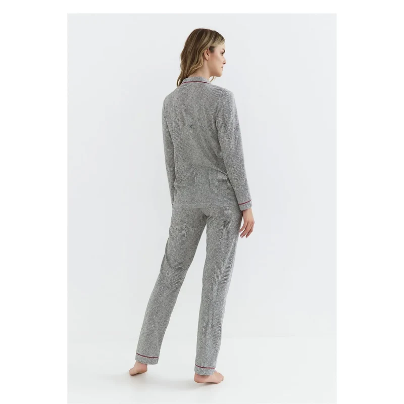 pyjama femme élégance confort nuits douces classique manches longues pantalon long tissu doux col V poches latérales gris chevrons raffiné