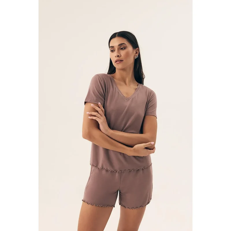 Pyjama féminin élégant en viscose délicate model 212006 Henderson manches courtes dentelle short élastique nuit confortable cadeau