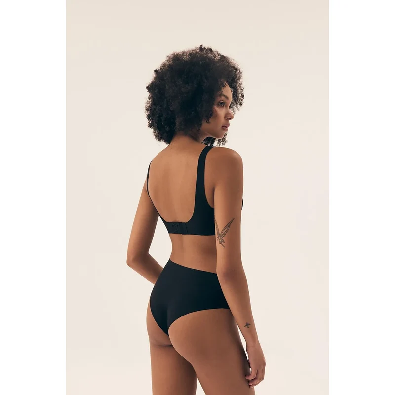 Soutien-gorge rembourré sans armatures Henderson 211998 culotte intime sans coutures confort maximal lingerie élégance intime femmes