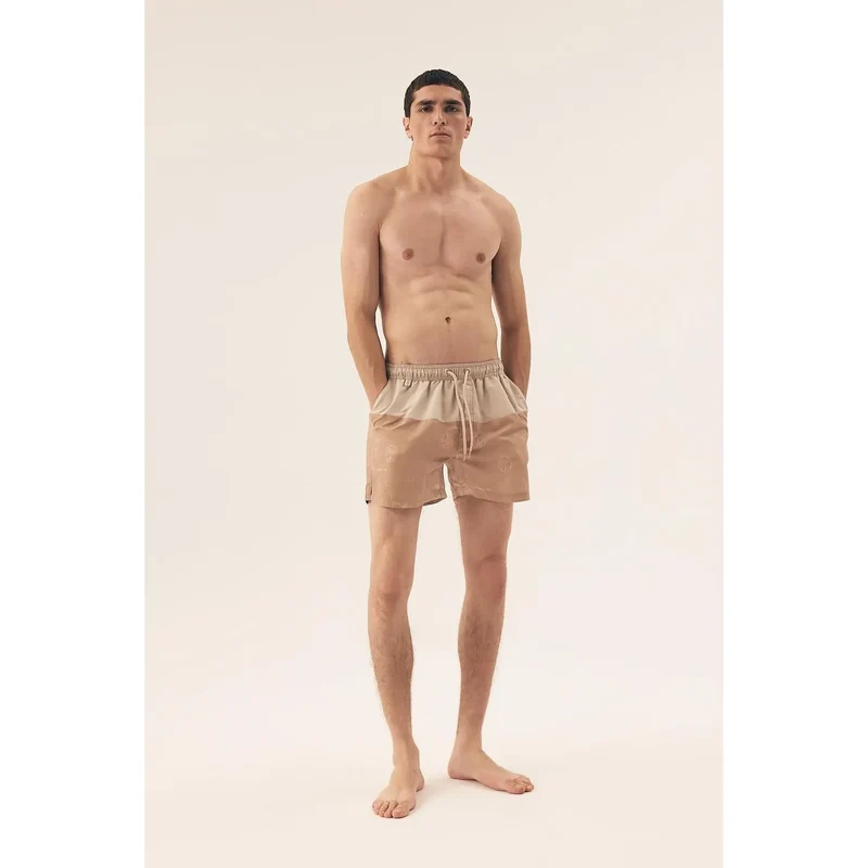 Slip de bain model 211659 Henderson - Lingerie confortable plage piscine loisirs aquatiques hommes matériau séchage rapide poches latérales ouvertures jambe doublure intérieure ajustement taille