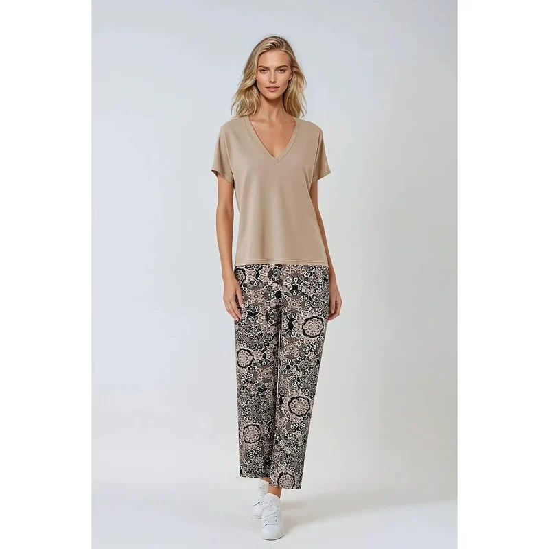 Pyjama doux confortable viscose MomentiPerMe femmes élégante manches courtes décolleté V pantalon jambe large taille élastique motif floral