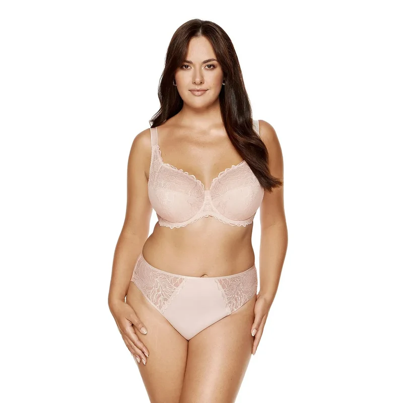 ensemble lingerie élégant dentelle florale soutiengorge culotte confortable sexy matières douces femme rose pâle armatures renforcées bretelles ajustables gousset coton