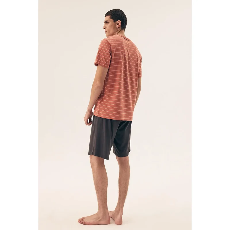 pyjama soie douce élégante sexy Henderson Yacht Club tshirt manches courtes rouge rayures blanches shorts noirs ajustables cordon taille élastique