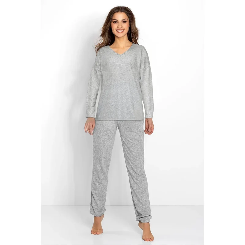 Pyjama féminin élégant et confortable en coton couleur grise design minimaliste coupe oversize pantalon élastique dormir intérieur