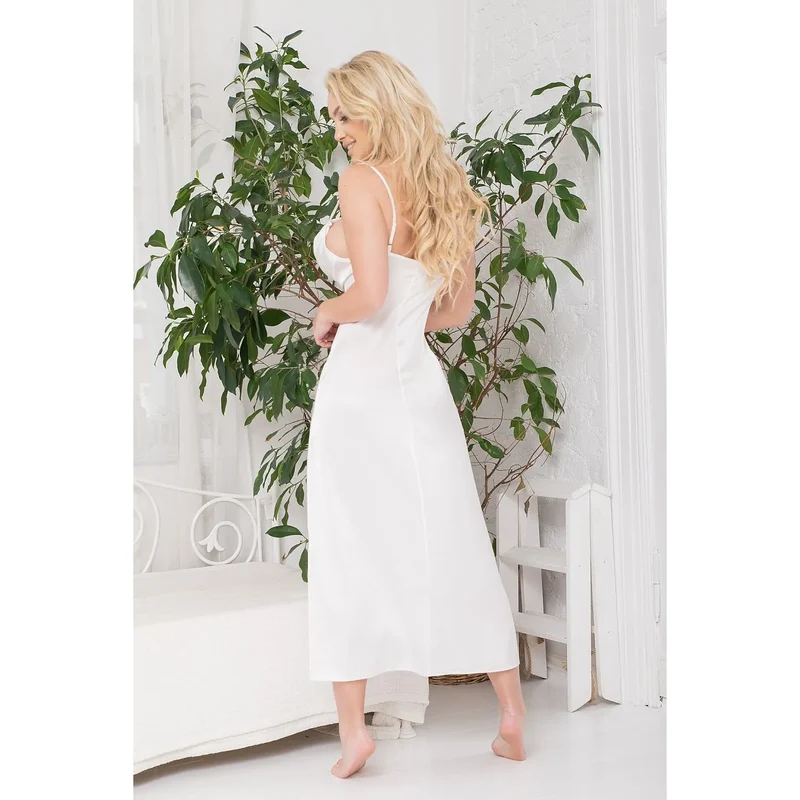 robe nuit élégante longue satinée douce séduisante nuisette fluide ajustée silhouette buste taille décolleté arrondi bretelles fines réglables cheville raffinée