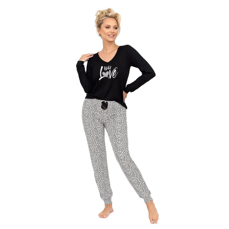 Pyjama femme élégant en V noir motif cœur inscription Wild Love pantalon léopard intérieur doux confortable