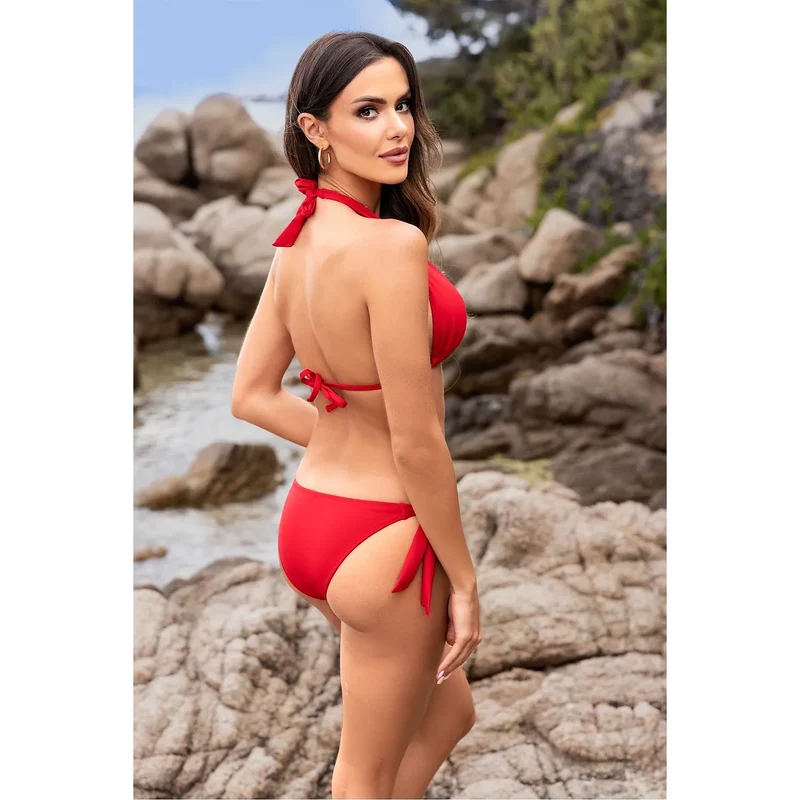bikini deux pièces triangle haut bas bretelles ajustables nouées rouge vif élastique extensible élasthanne nylon respirant élégant couverture modérée